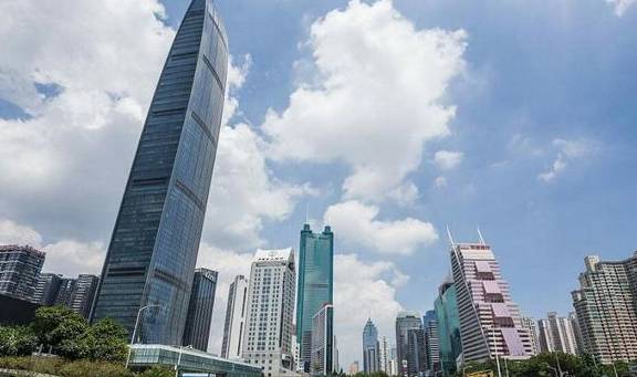 中国三座正在 赶超 上海的城市,有你家乡吗