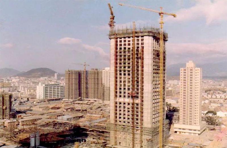 罗湖邀您和旧时光对话,见证TA的峥嵘发展史→